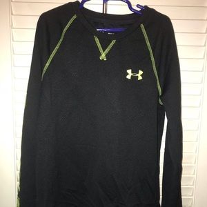 Boys under armor longsleeve